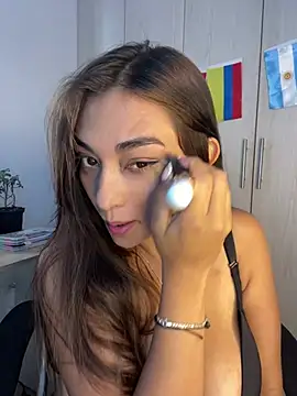 Chloe_Candy_ – Naživo XXX chat