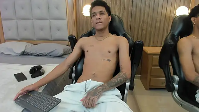 Онлайн чат XXX Mael_Jason