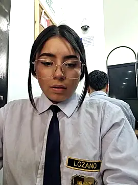 Chat +18 de Angela__05 ao vivo