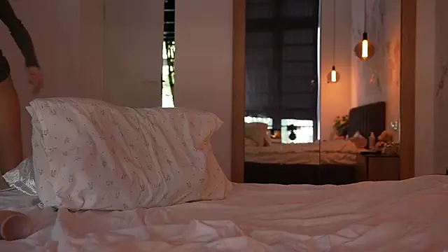 XXX chat uživo modela ibiddi