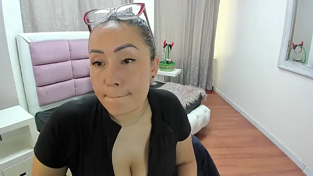 gaby_trent Chat XXX live