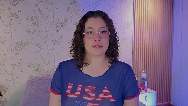 دردشة Charlotte__Miller الجنسية المباشرة