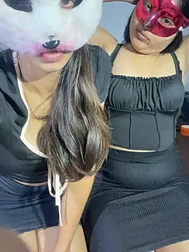 XXX chat uživo modela Nethulya_girl
