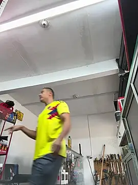 צ'אט XXX בשידור חי של Paul22cm-