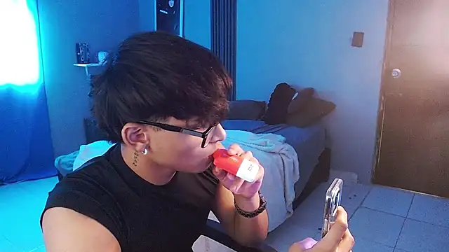 Czat XXX na żywo – Mr_yisuzz