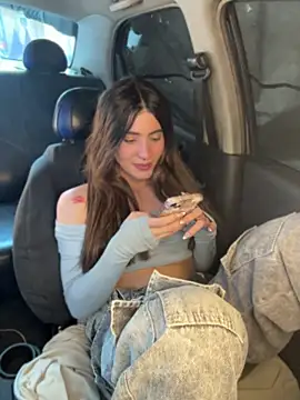 XXX chat uživo modela Lottus_fire