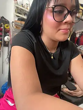 Katy_RoseX: απευθείας συνομιλία ΧΧΧ