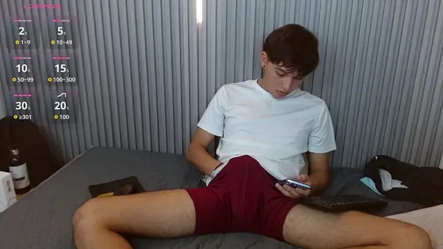 Chat +18 de StiwenTwink ao vivo