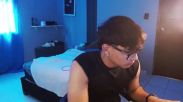 Czat XXX na żywo – Mr_yisuzz
