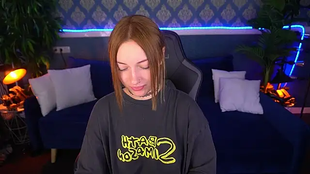 LizzaMoonn 即時 XXX 聊天