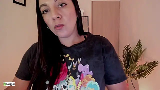 urcute_kitten – Live XXX-chat