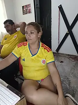hotandfierylatinos2023's Live XXX Chat