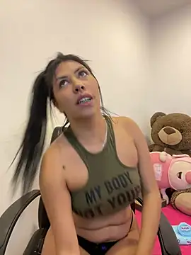 צ'אט XXX בשידור חי של Alanna_atm_