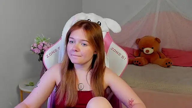 Chat XXX en directo de ElinaVale