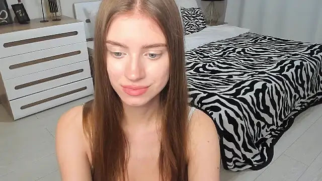 Erica_Kiss Live XXX-Chat