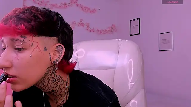 Chat XXX offline de Luci_Rose