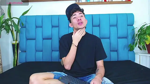 Max_Holson live XXX chat