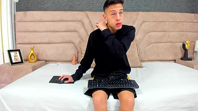 thiago19s 라이브 XXX 채팅