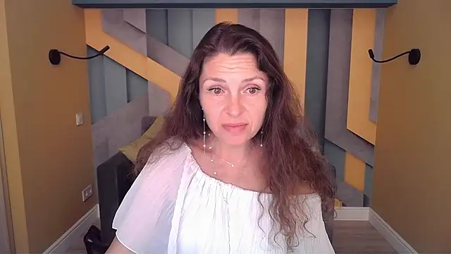 XXX chat uživo modela EllaLong