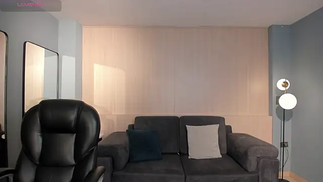 NatalieLewis 现场XXX聊天