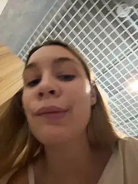 Chat XXX Live SashaCatt