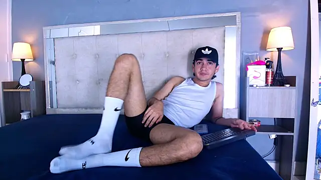Feiccer_Castquer live XXX chat