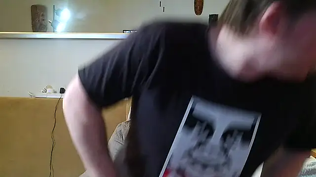 Živý XXX chat 9VOLTT