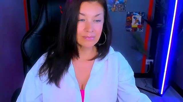 Chatroom XXX en direct de AnaMills