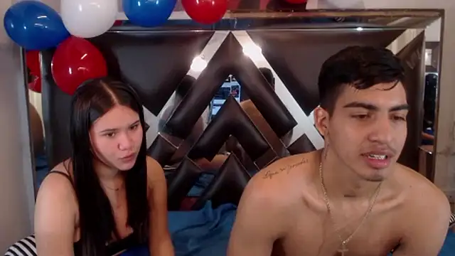 Milo_and_Mily Adlı Modelin Canlı XXX Sohbeti