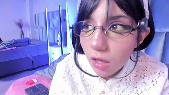 HollyPeach – Naživo XXX chat
