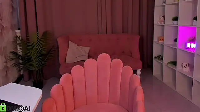 XXX chat uživo modela kikipeach
