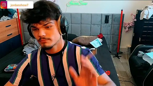 Chat +18 de JordanShow ao vivo