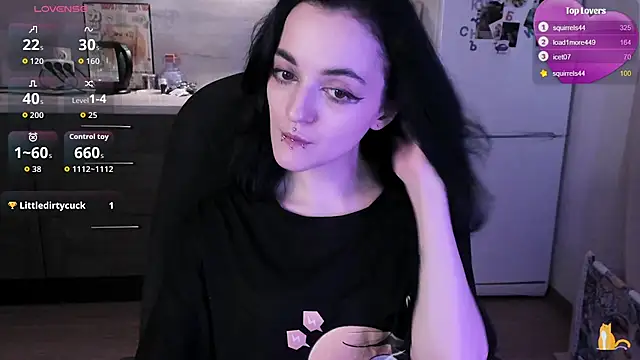 XXX chat uživo modela miura_moon