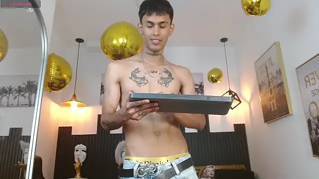 XXX chat uživo modela Duncan_brown
