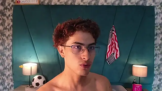 Chat +18 de Aaron_Eze ao vivo