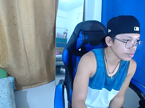 holly_oreo 现场XXX聊天