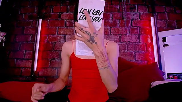 MoiraHoland's Webcam Show