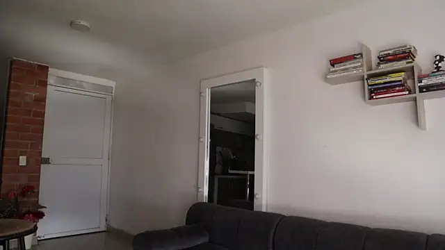 XXX chat uživo modela _Vahos_