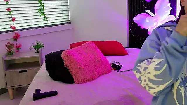 Chat XXX Live aurora_petitee