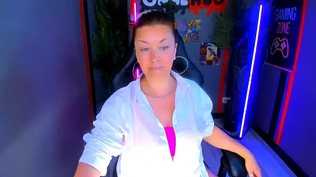 AnaMills live XXX chat