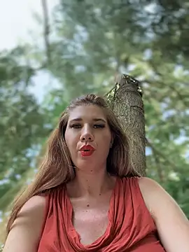 didihairypussy's Live XXX Chat