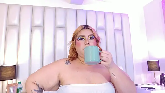 Chat +18 de aandreaperez ao vivo
