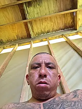 Boogiehtx713 élő XXX-chatje