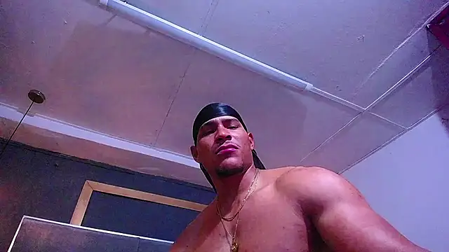 Chatroom XXX en direct de teddyfit19cm