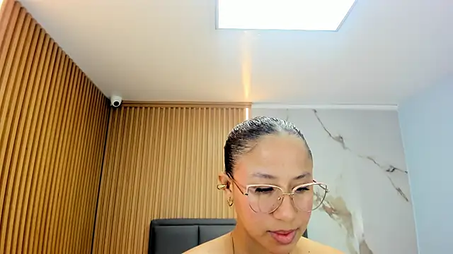 LESLYSIMPSON Chat XXX in diretta