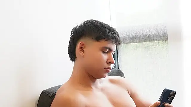 Chat +18 de Bray_Kevin ao vivo