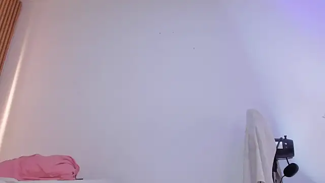 two_milkyway's Live XXX Chat