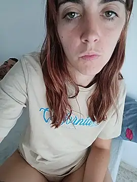 צ'אט XXX בשידור חי של Honeygirl08