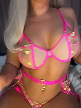 PinaColaBoomn Live XXX chat