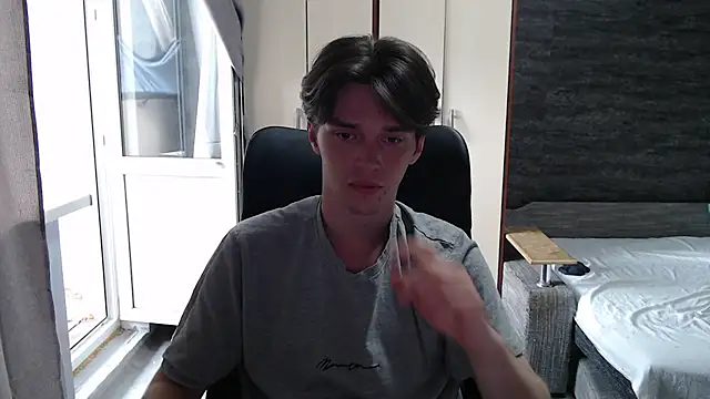 XXX chat uživo modela arthur___king
